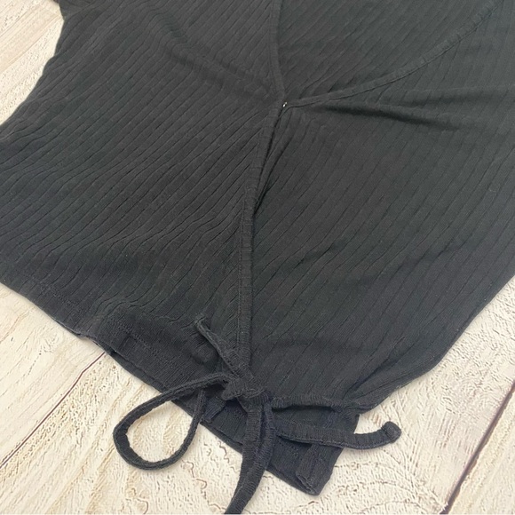 Madewell Black Ribbed Wrap Blouse Shirt Large - Picture 2 of 10